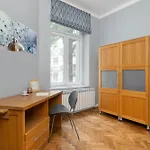 Charming Apartments With Desk In Downtown Cracow By Noclegi Renters